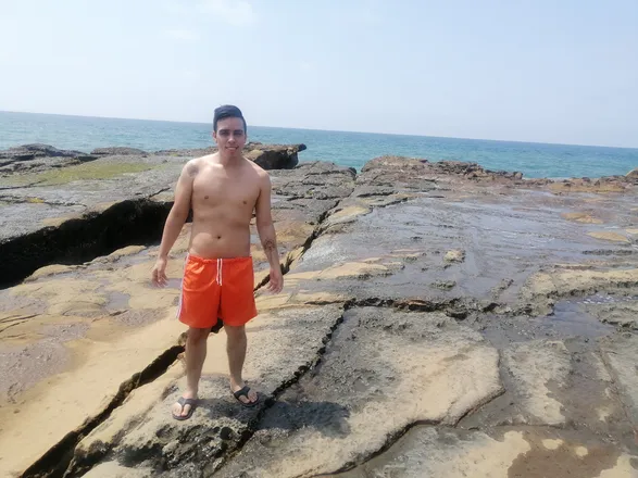 OnlyFans cuenta ronniel10 header 2