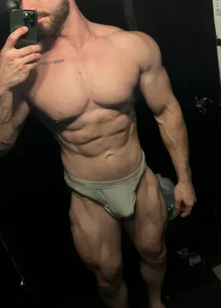OnlyFans cuenta brandonsaxxx33 avatar 1