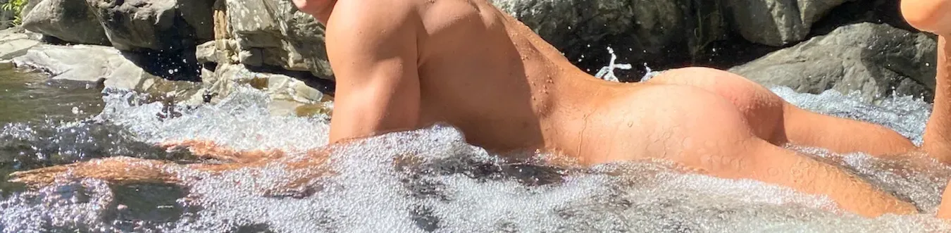 OnlyFans cuenta jizzian header 2