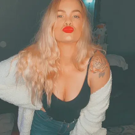 OnlyFans cuenta misstallnmilky avatar 1