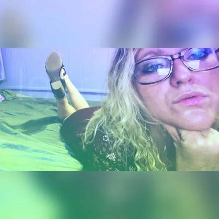 OnlyFans cuenta omgoshitshazelray header 2
