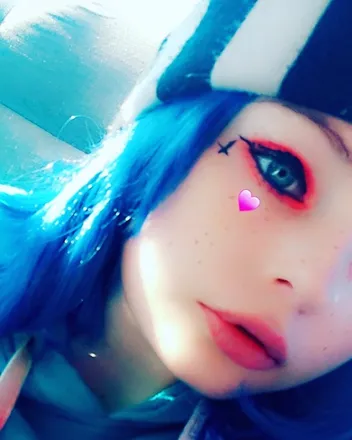 OnlyFans account  spookymidget header 2