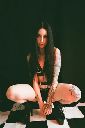 OnlyFans cuenta petiteporcelaine avatar 1