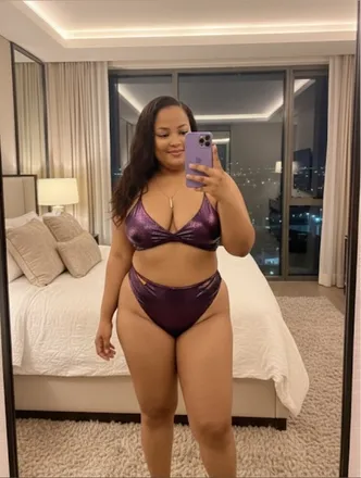 OnlyFans cuenta helloprettykitty2020 header 2