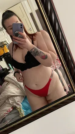 OnlyFans cuenta peaches1810 avatar 1