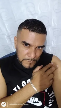 OnlyFans account  rober79 header 2