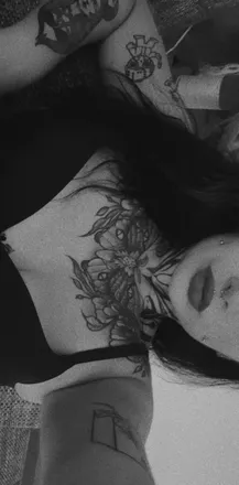 OnlyFans cuenta honey_gin header 2