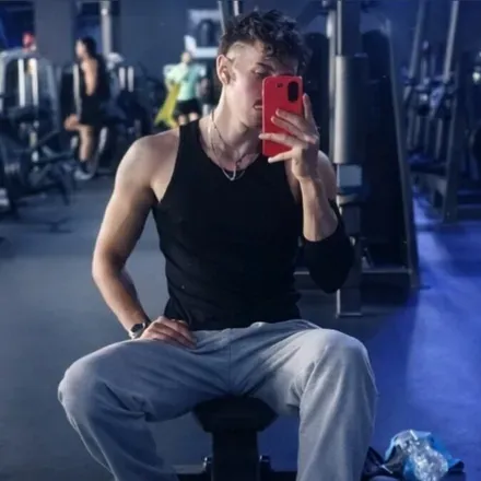 OnlyFans cuenta jamesarias411 avatar 1