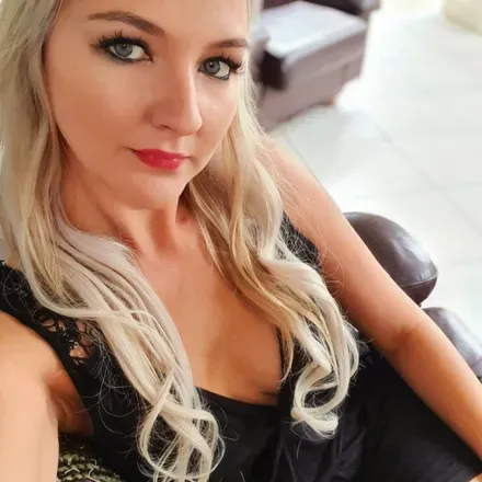 OnlyFans cuenta thehotwifezacpl avatar 1