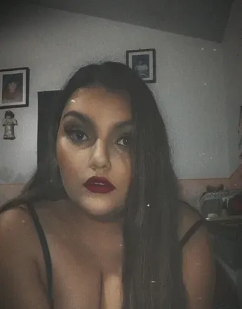 OnlyFans cuenta curv_yval avatar 1