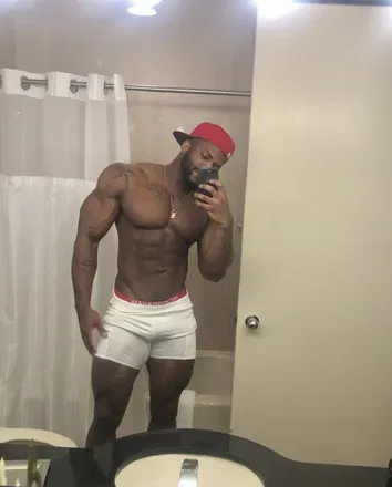 OnlyFans account  papi_swolsta avatar 1