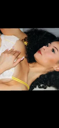 OnlyFans cuenta rainiheart header 2