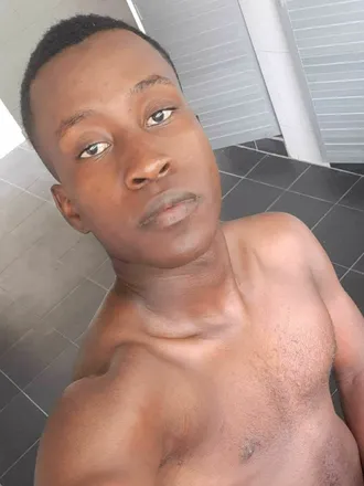 OnlyFans cuenta iver1234 header 2