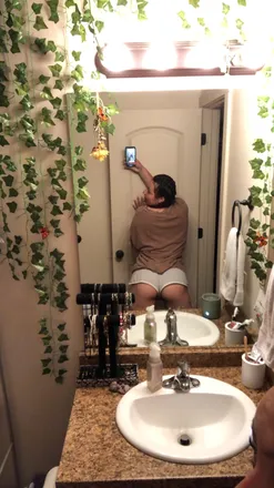 OnlyFans account  caprithottis header 2