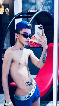 OnlyFans cuenta kevin_castillo00 avatar 1