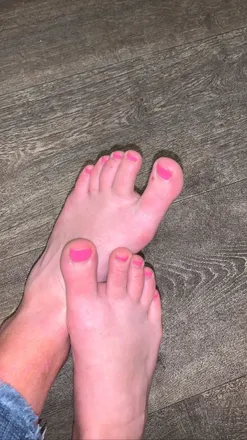 OnlyFans account  prettpinklips header 2