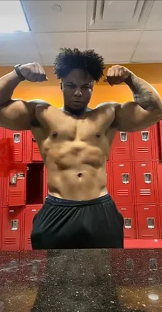 OnlyFans cuenta sheluvswolepapi avatar 1