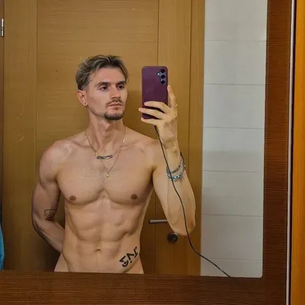 OnlyFans of jaxlallen