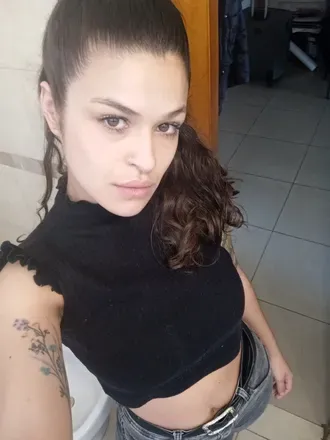 OnlyFans cuenta curlyapril24 avatar 1