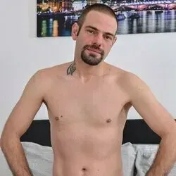 OnlyFans cuenta kyle_lucas_xxx avatar 1