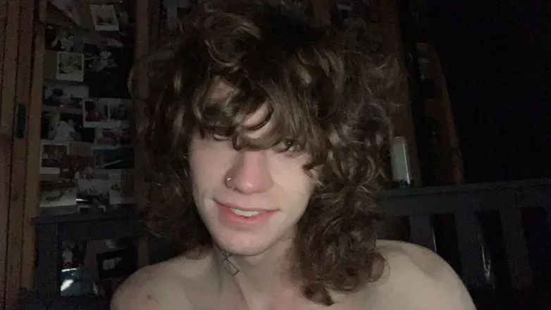OnlyFans account  lostvhs avatar 1