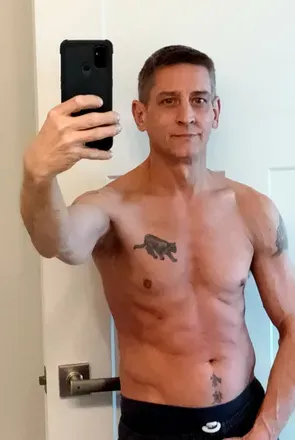 OnlyFans cuenta u219657054 header 2
