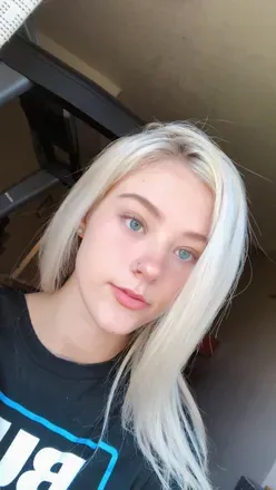 OnlyFans account  lyndicky avatar 1