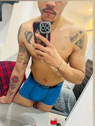 OnlyFans cuenta salve0222 header 2