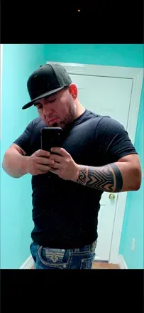 OnlyFans cuenta luckycharmtx avatar 1