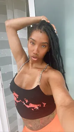 OnlyFans account  funtimebby avatar 1