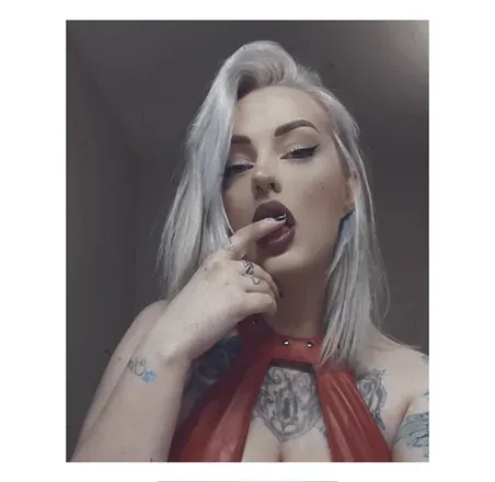 OnlyFans cuenta sophieannee avatar 1