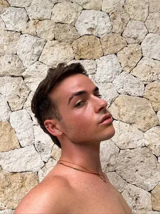 OnlyFans cuenta boynextdoor avatar 1