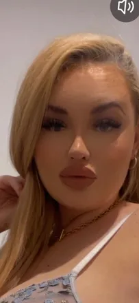 OnlyFans cuenta moneyqueenxox header 2