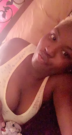 OnlyFans cuenta wattchelle header 2
