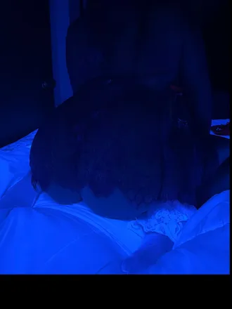OnlyFans cuenta curvyxebony header 2