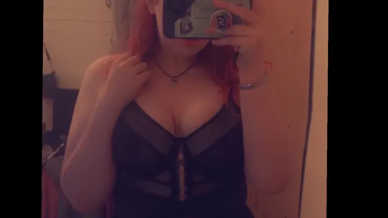 OnlyFans cuenta vi-0la avatar 1