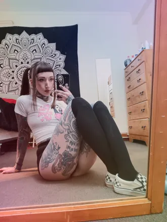 OnlyFans cuenta dumpsterbarbie69 header 2