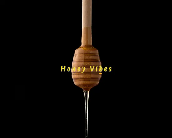 OnlyFans cuenta iamhoneymilan header 2