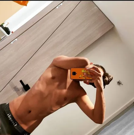 OnlyFans cuenta daniiks8 header 2