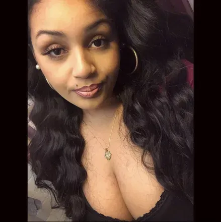 OnlyFans account  prettyykilo avatar 1