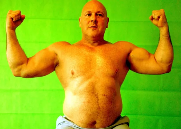 OnlyFans cuenta musclebear007 header 2
