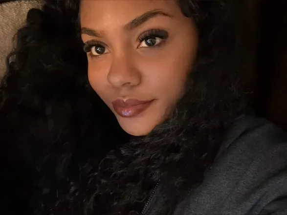 OnlyFans account  xxxalaya previous_avatars_1 3