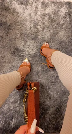 OnlyFans cuenta picturesoffeet1 header 2