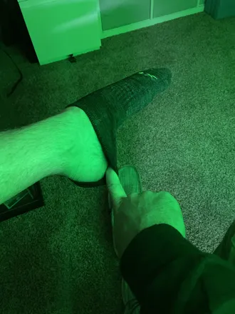 OnlyFans cuenta thedudesfeet header 2