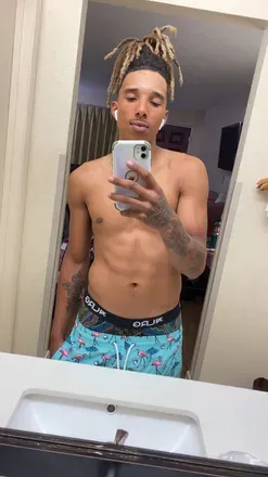 OnlyFans cuenta teenott header 2