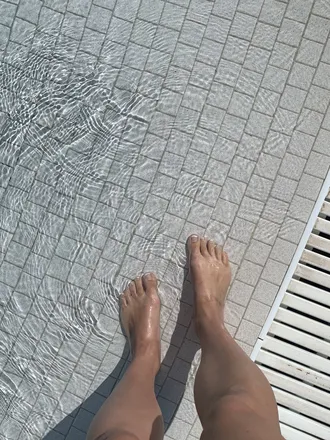 OnlyFans cuenta dani.does.feet header 2