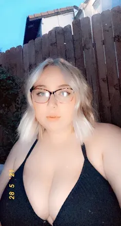 OnlyFans account  emberg02 avatar 1