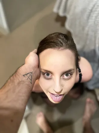 OnlyFans cuenta thic_jess header 2