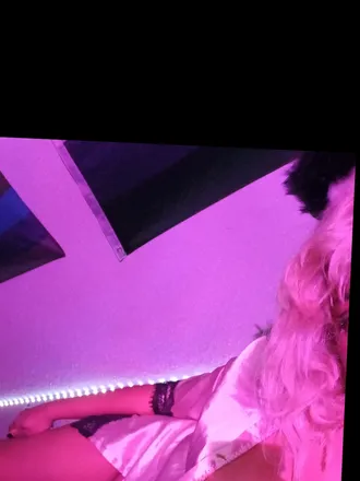 OnlyFans cuenta hollyleafz header 2