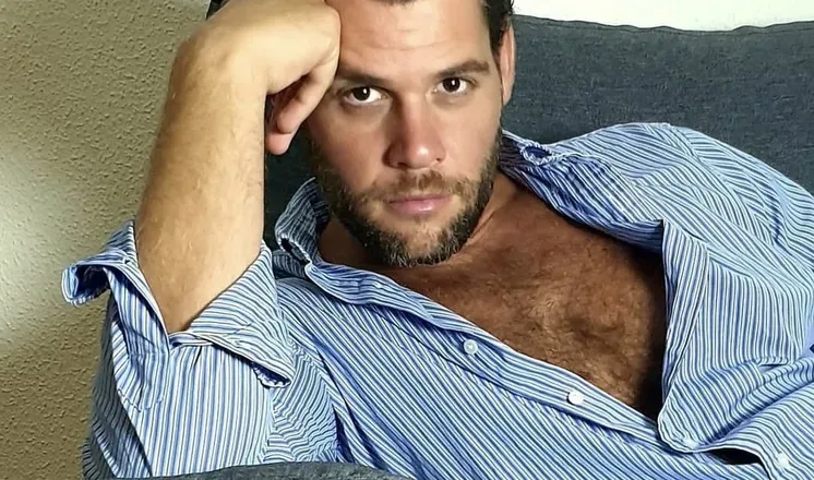 OnlyFans cuenta leserge header 2
